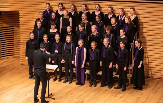 1_Angleterre -Farnham Choir - photo page web