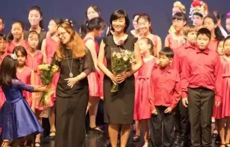 Chœur d’Enfants Canadiens Chinois du Canada – Chorale C5 – Canada Des centaines de chorales amateurs en Europe.