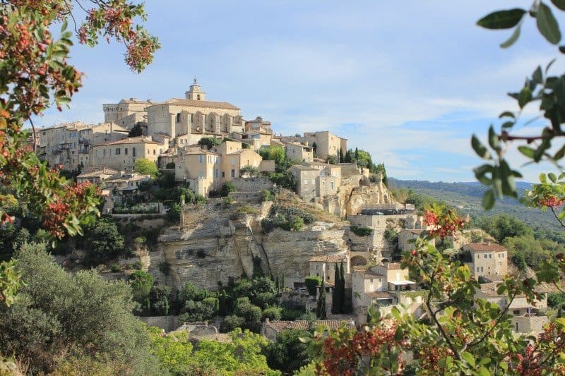 gordes-village-provence-french-village-landscape